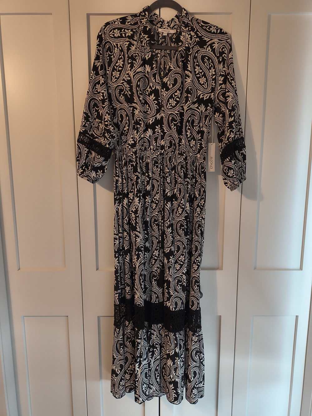Chico's Black and White Paisley Tie-Waist Maxi Dress